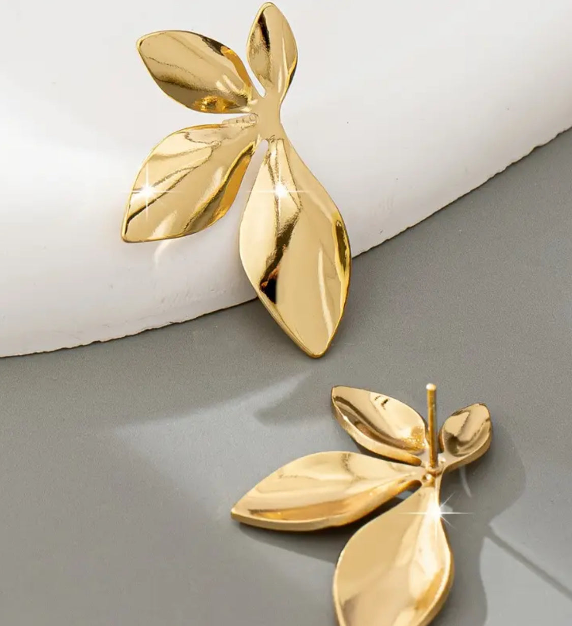 Golden Petal Luxe Earrings