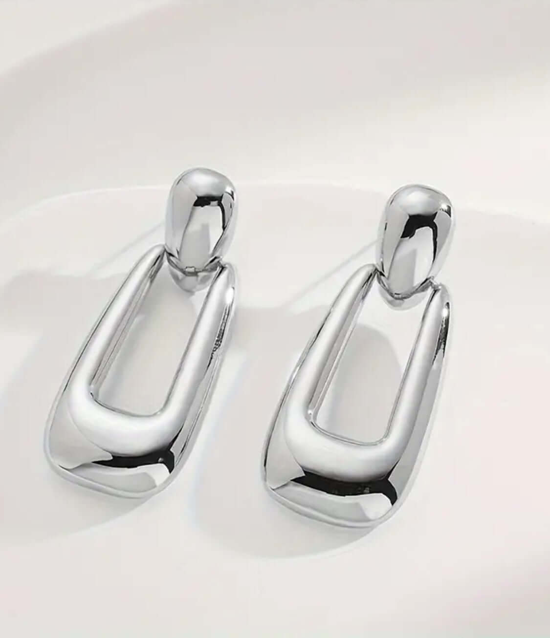 Nova Drop Sculpt Earrings