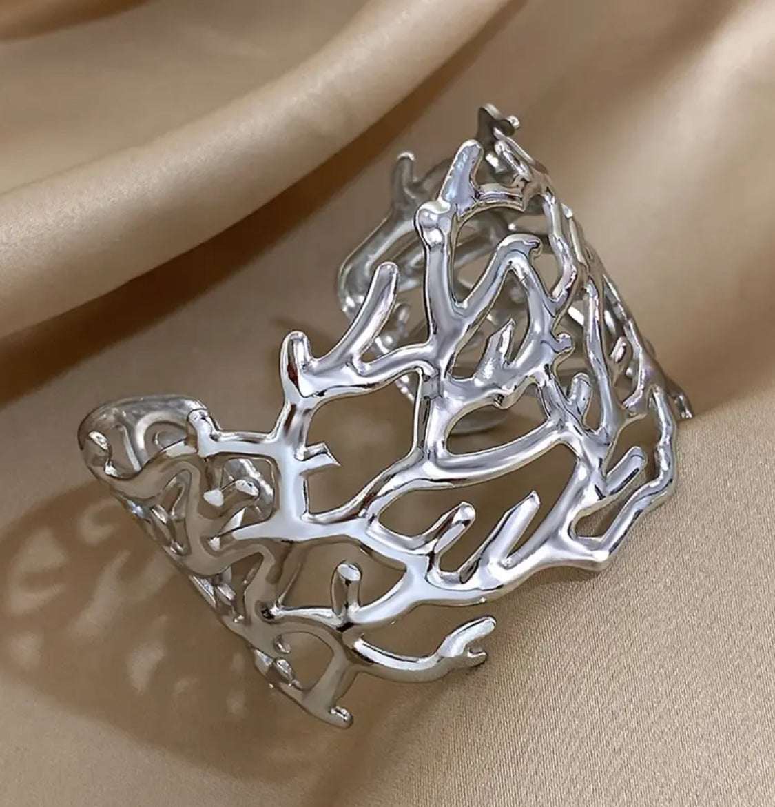 Coralia Reef Cuff