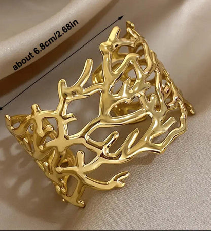 Coralia Reef Cuff
