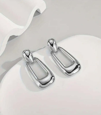 Nova Drop Sculpt Earrings