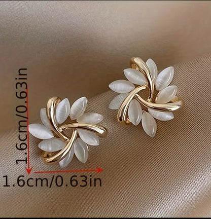 Golden Leaf Blossom